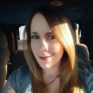 Meet your Posher, Marissa